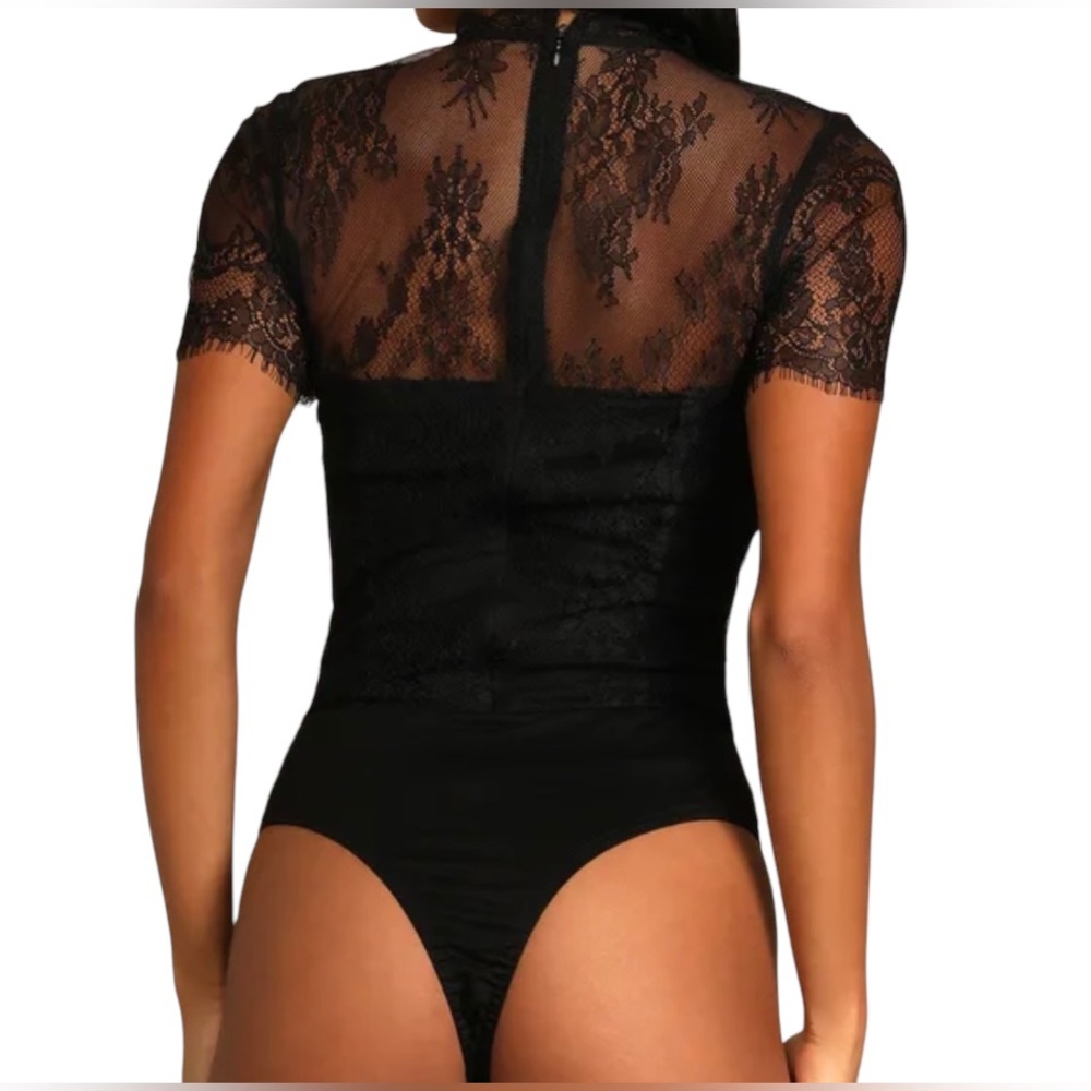Lulus Black Alluring Charisma Black Lace Bustier Short Sleeve Bodysuit,Med,
NWT - Picture 5 of 11
